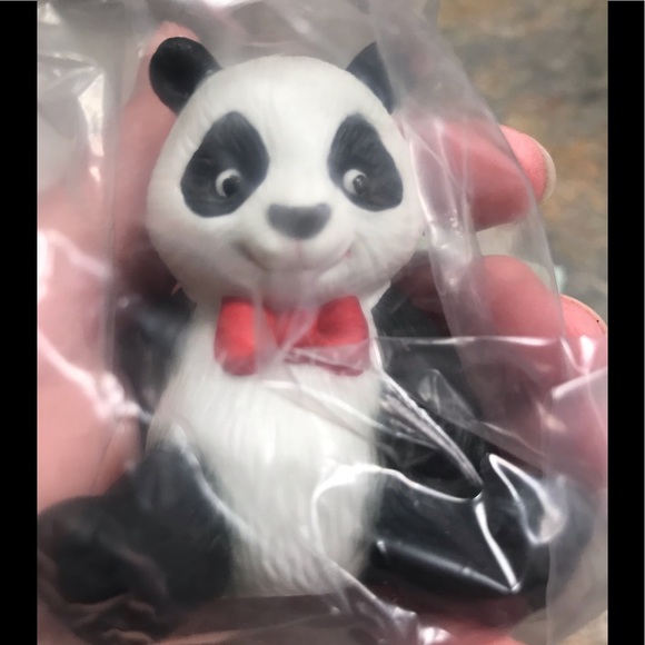 NIP Avon Vintage Panda Bear Porcelain Sweetheart Figurines, 1990’s. Set of 2. - Picture 9 of 10